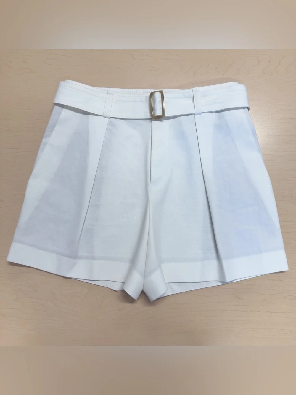 Vince White Belted Cotton Linen Blend Pleated Shorts Size 10